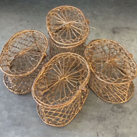 4 sml gold baskets with lid Xmas Christmas Wedding Easter - Picture 3 of 4